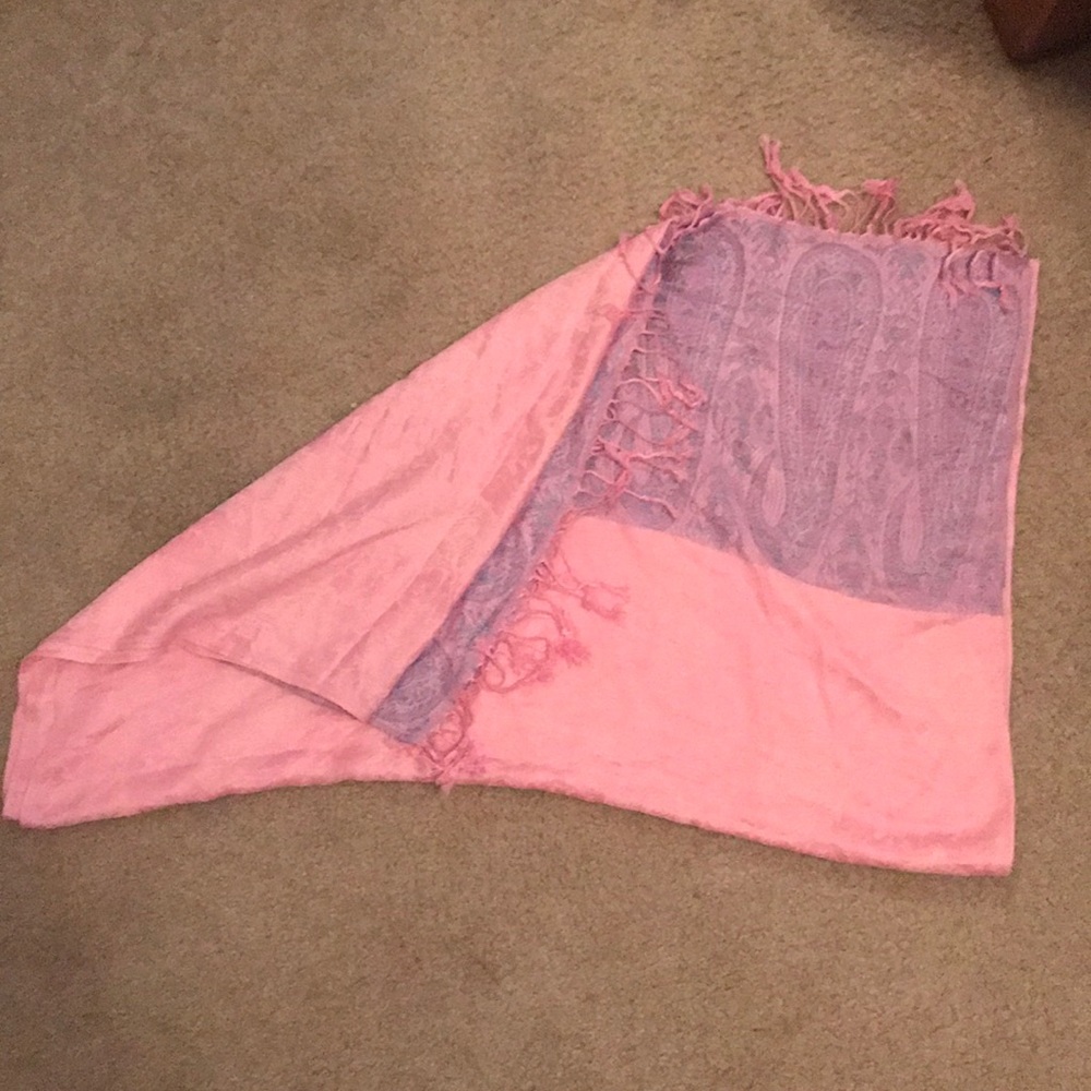 100% Cashmere scarf